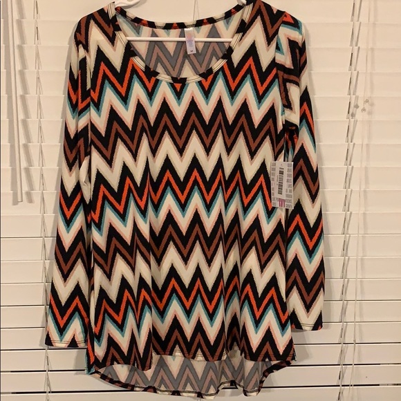 Lularoe lynnae - Picture 1 of 3